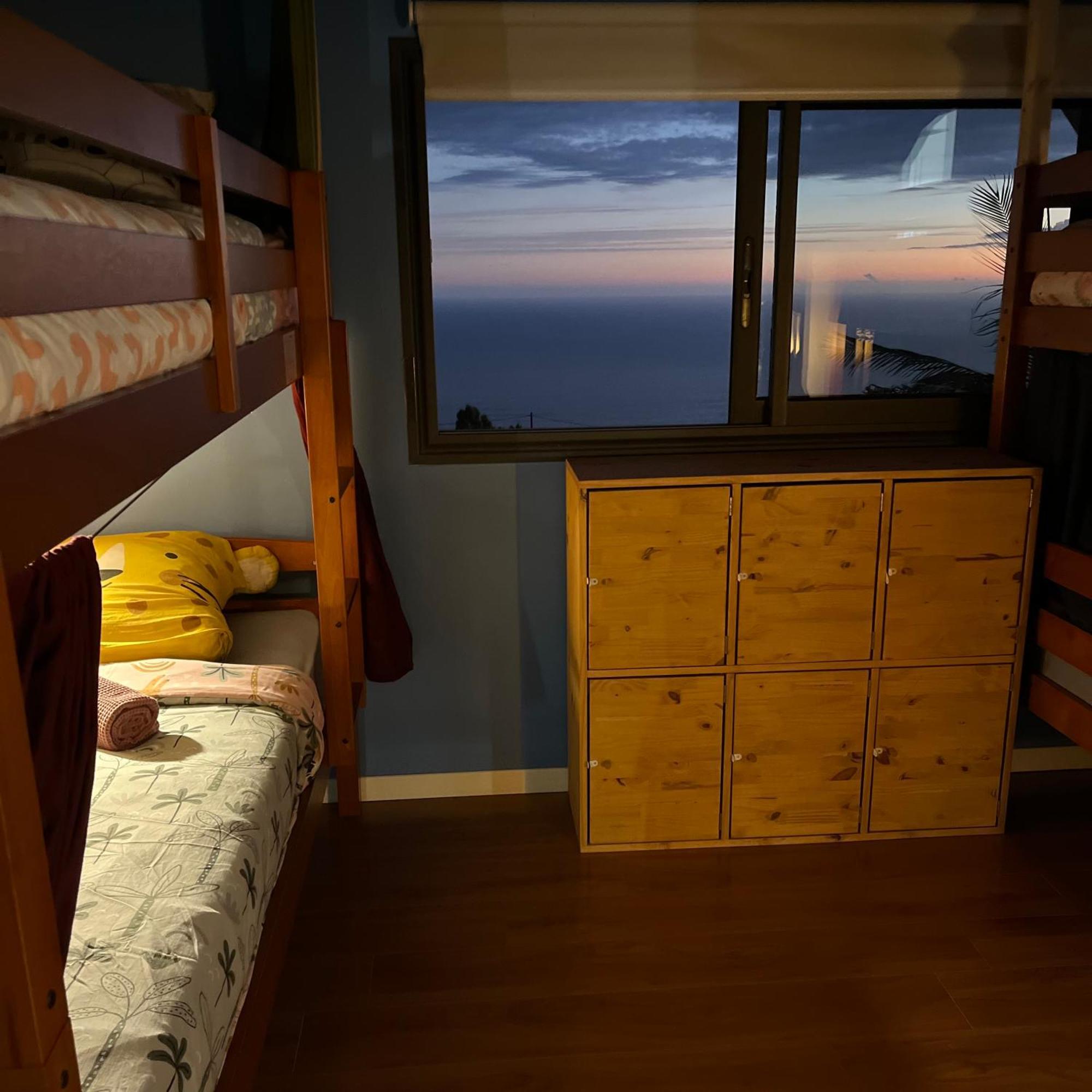 Dodo House Auberge De Jeunesse 생뢰 외부 사진